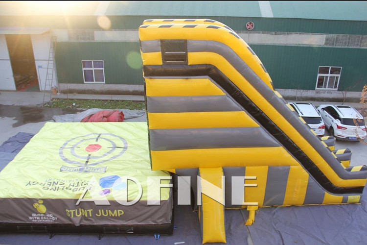 Double Stunt Jump Afp07